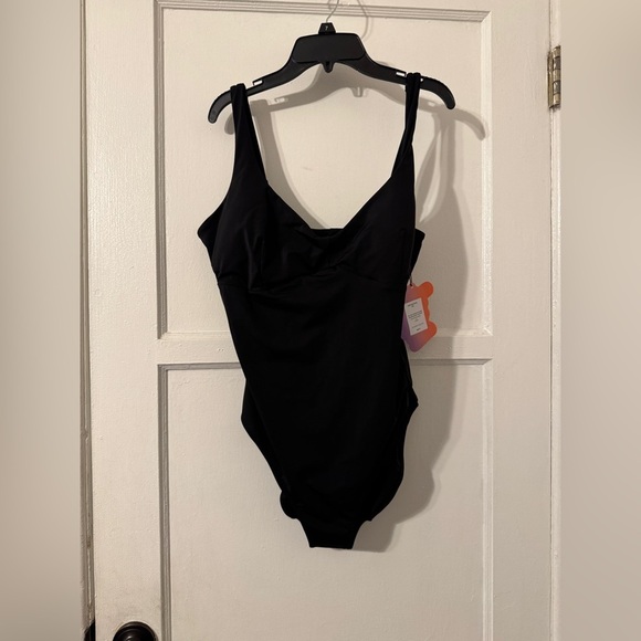 Fabletics Shaping Swim Demi Black One Piece swimsuit Sz XL - Picture 7 of 9